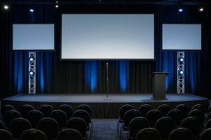keynote buehne medium drei monitore